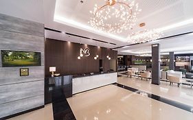 Mallberry Suites Business Hotel